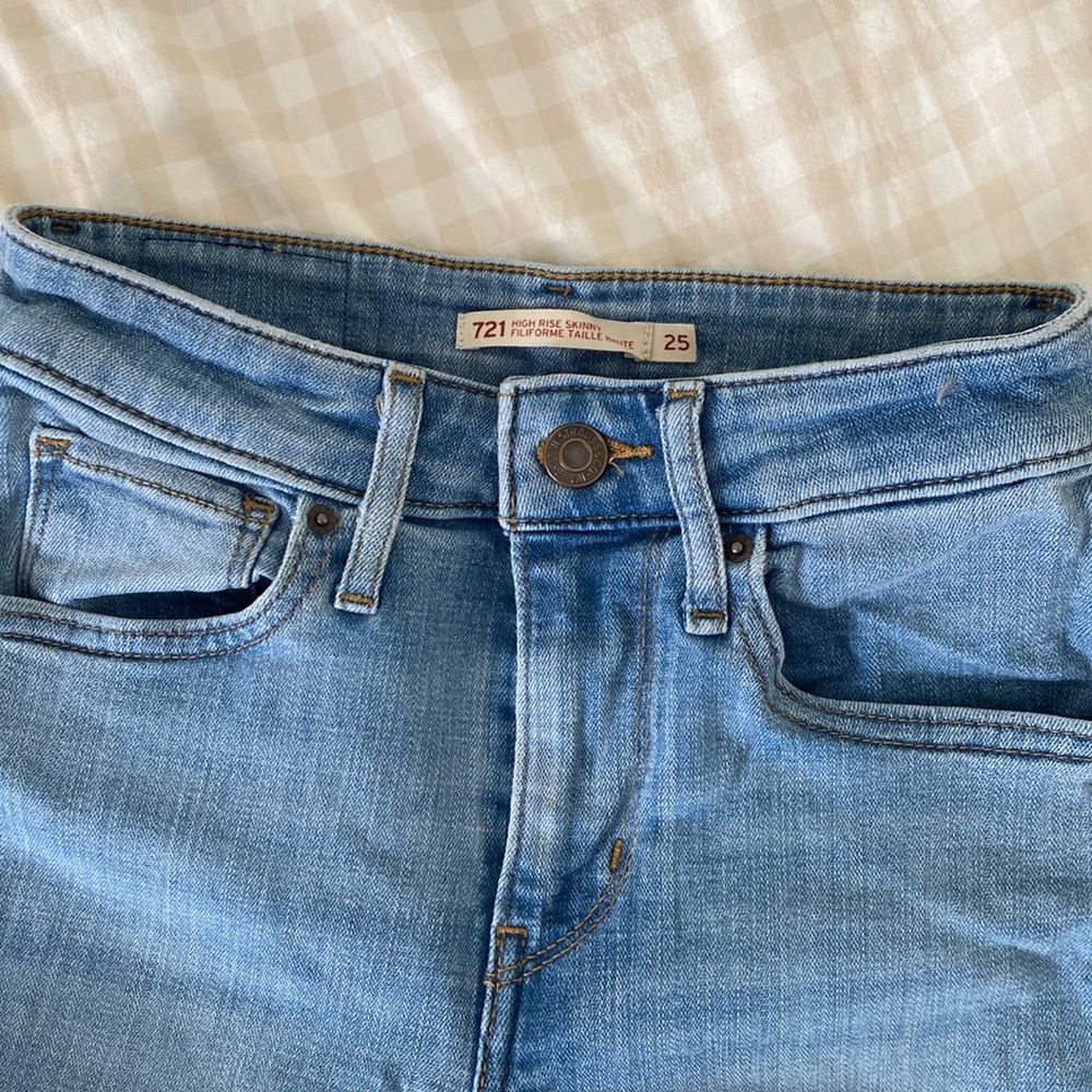 Levi’s high rise skinny jeans